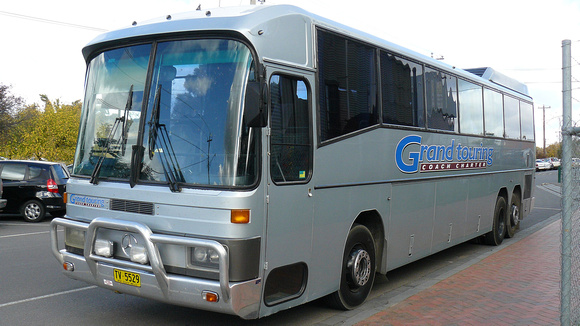 Grand Touring Coach Chartres TV 5529.