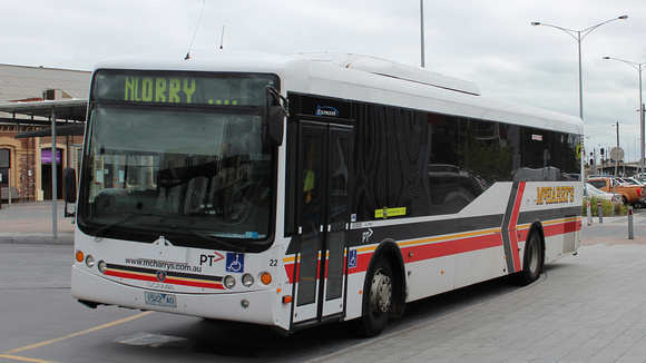 Mc Harrys Buslines 22.