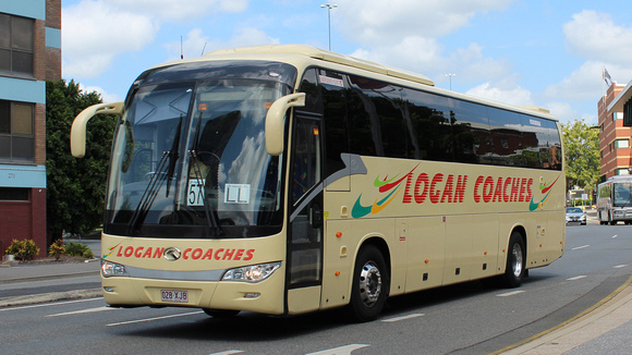 Logan Coaches 028XJB