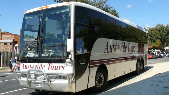 Aust-Wide Tours XAZ551